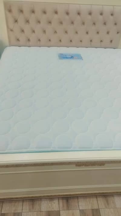Spring Fit Mattress in warranty slightly used in excellent condition
