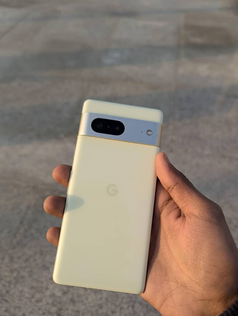 Google Pixel 7 2