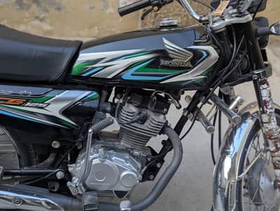 CG125 2023 MODEL Black colour for sale. cnditn 10/10