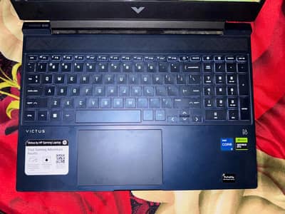 Hp vixtus 15 es number pe raabta kare " 92334 2876163"