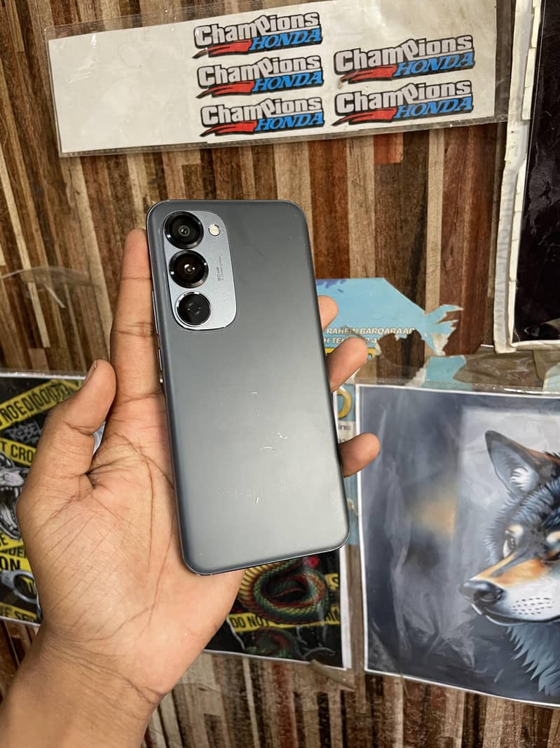 tecno spark 40 pro plus 11
