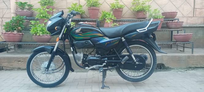Honda Pridor 100 CG 2022