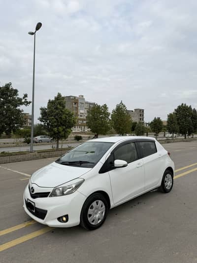 Toyota Vitz 2012