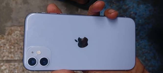 Apple iPhone 11
