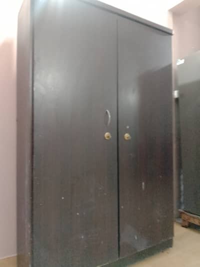 Almirah for sale