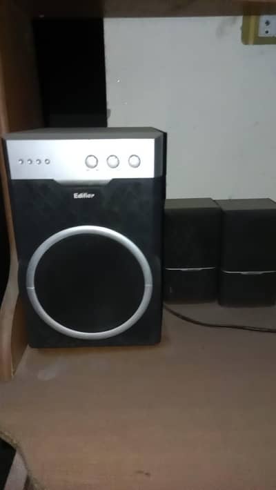 Edifier 2.1 multimedia speaker for sale