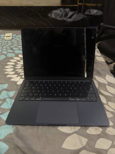 MacBook Air m2 100 health