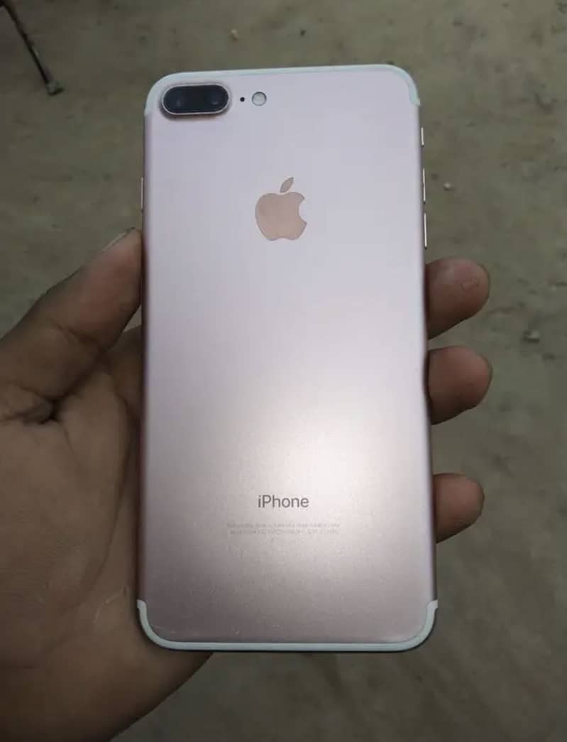 Apple iPhone 7 Plus 0