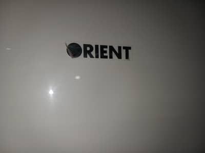 Orient 1.5 tom invertr ac for sale wifie gopd fin model only 2 seasson