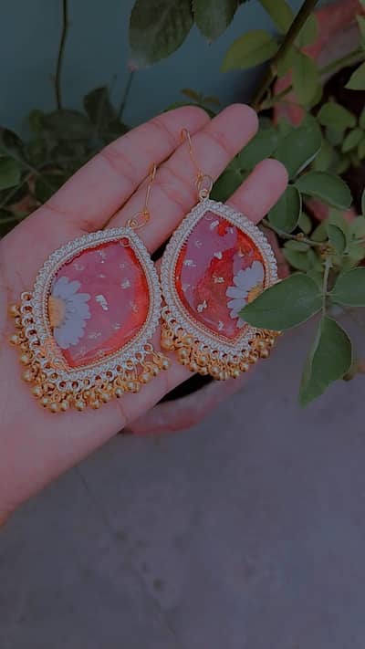 resin home made jewelry and key chains