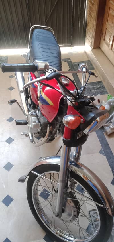honda 125 2005 modil
