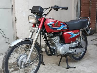 Honda 125  23/24