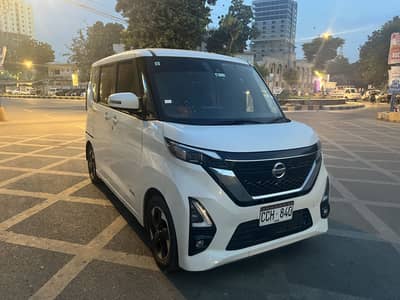Nissan Roox 2022