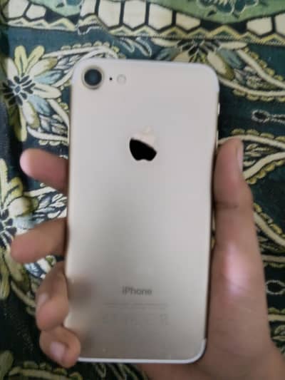 Apple iPhone 7