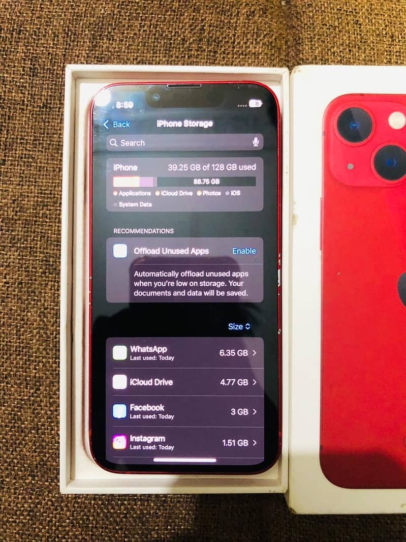 Apple iPhone 13 mini 0