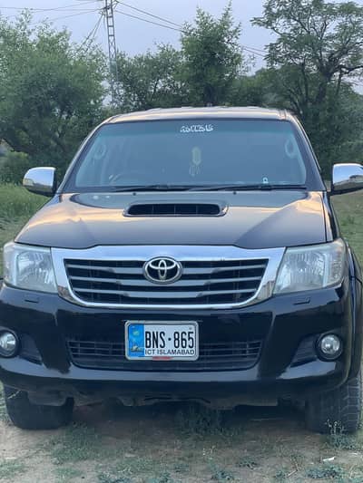 Toyota Hilux 2013