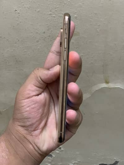 Apple iPhone XS