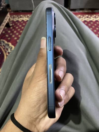 Apple iPhone 15 Pro