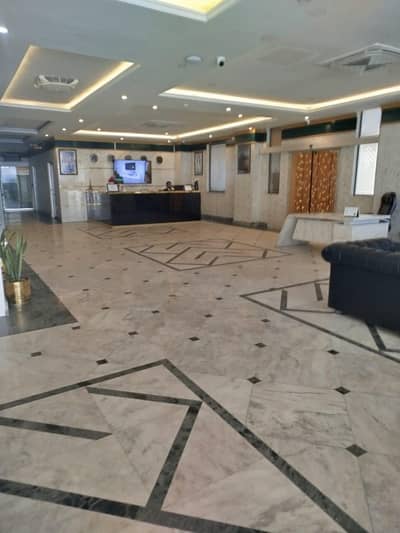 males females staff required for hotels wetor and house keeper & Recep