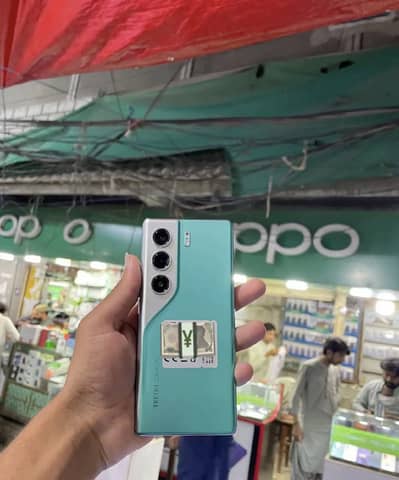 Tecno CAMON 40 Pro