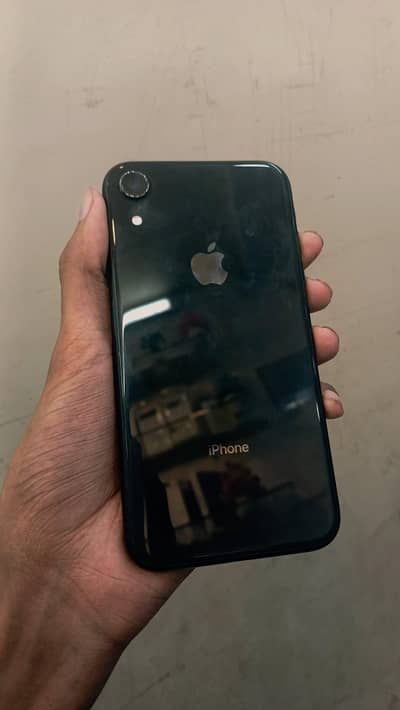 Apple iPhone XR