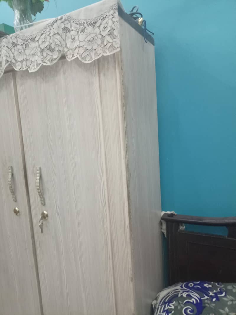 fancy partex wardrobe 1