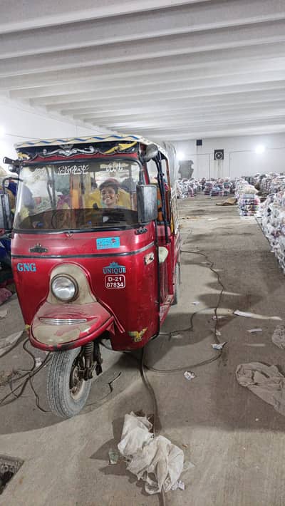 New condition auto raksha urgent sale