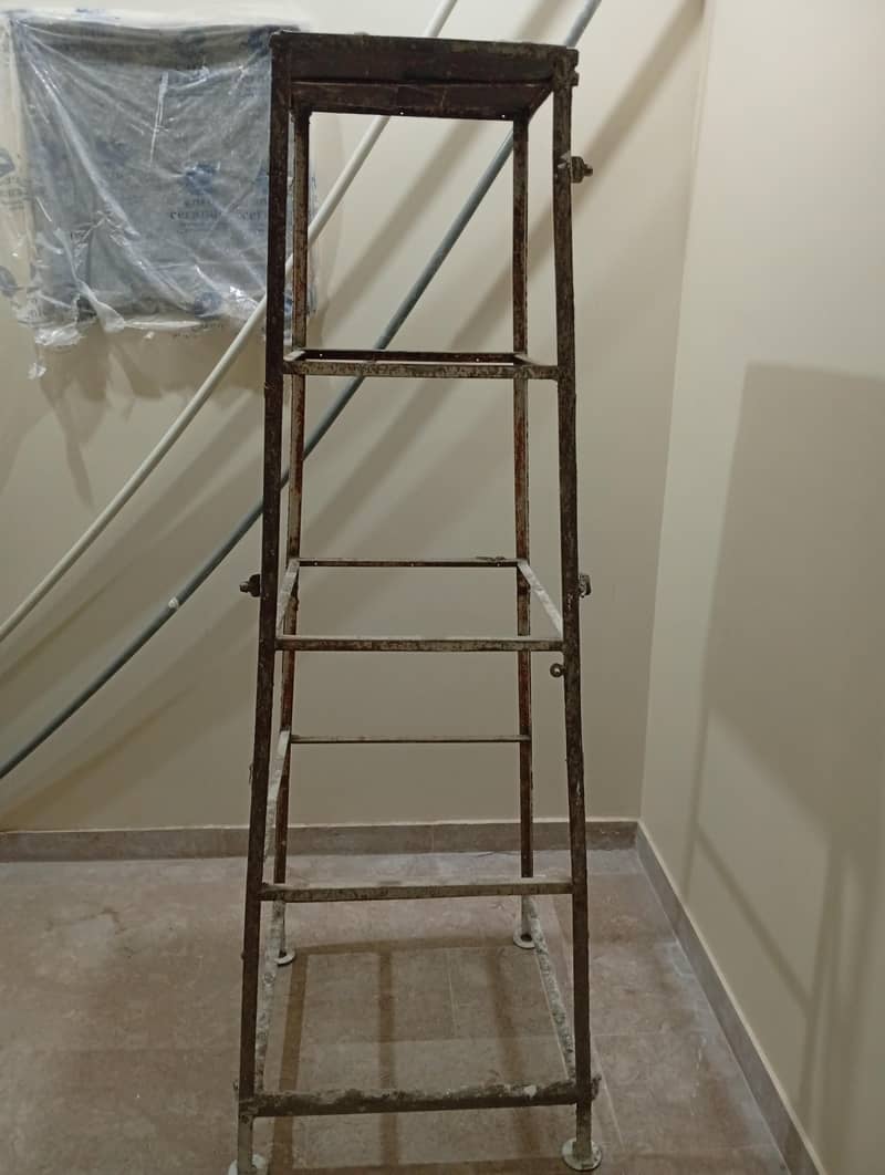 Fully Iron Stool 2