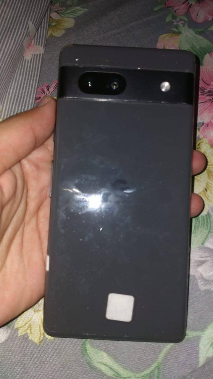 Google Pixel 7a black 2