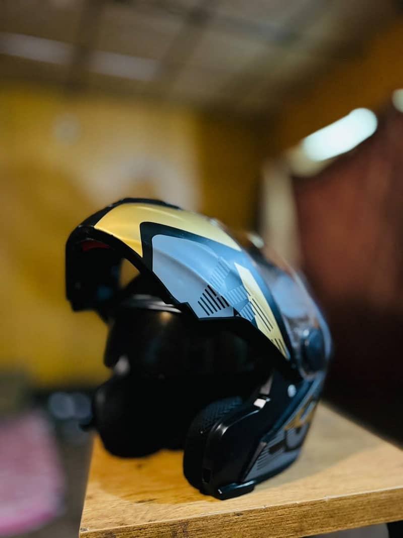 Full face Vector helmet 4