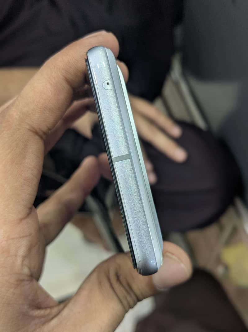 Google Pixel 7 2