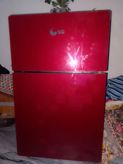 SG COMPANY ROOM FRIDGE