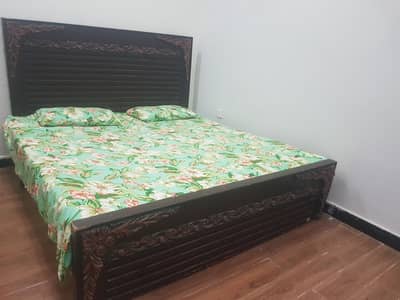king size double bed