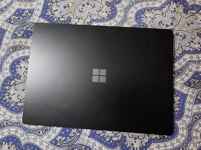 Microsoft surface laptop 3 core i7 10th