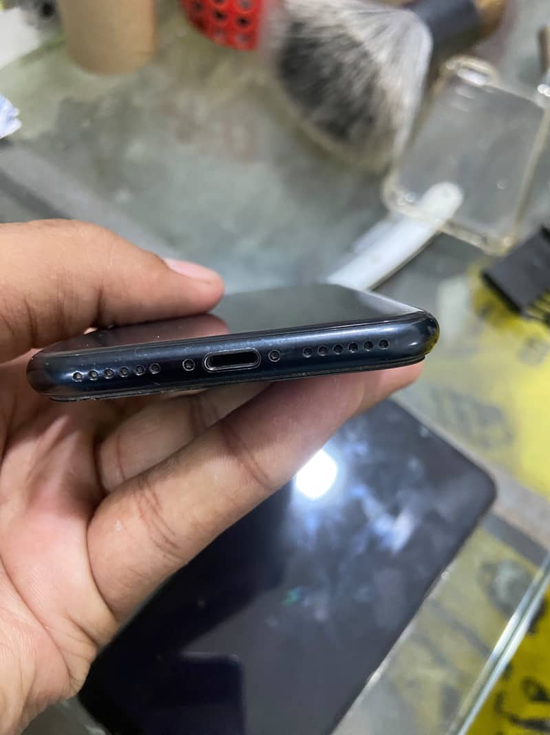 Apple iPhone SE 2