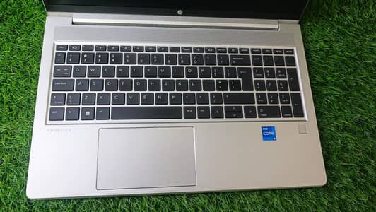 Hp ProBook 450 G8 Ci5 11th 8GB Ram 256 M2
