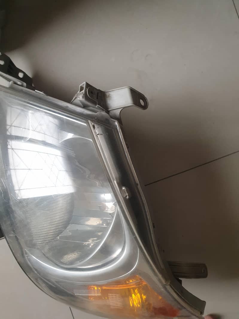 vigo champ headlighte 9