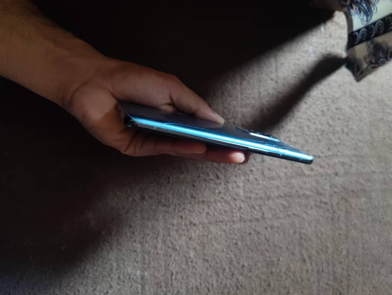 One Plus 9 Pro 6