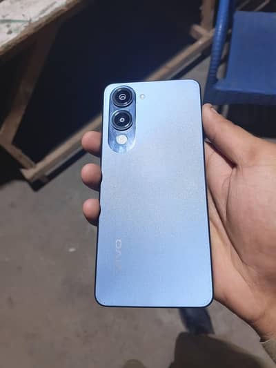Vivo Y04 10 by 10 4 month warranty 4 128 memory urgent sale