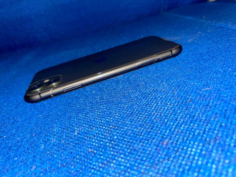 Apple iPhone 11 2