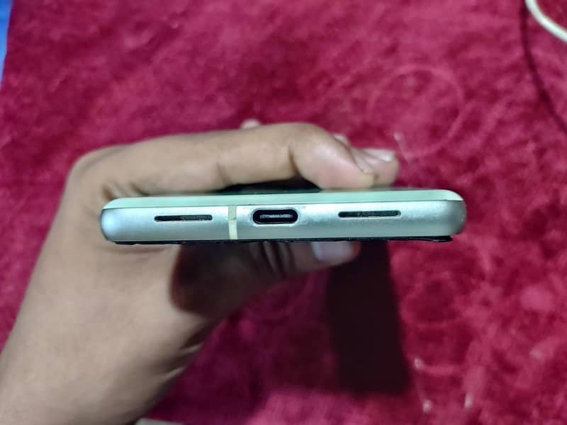 Google Pixel 7 3