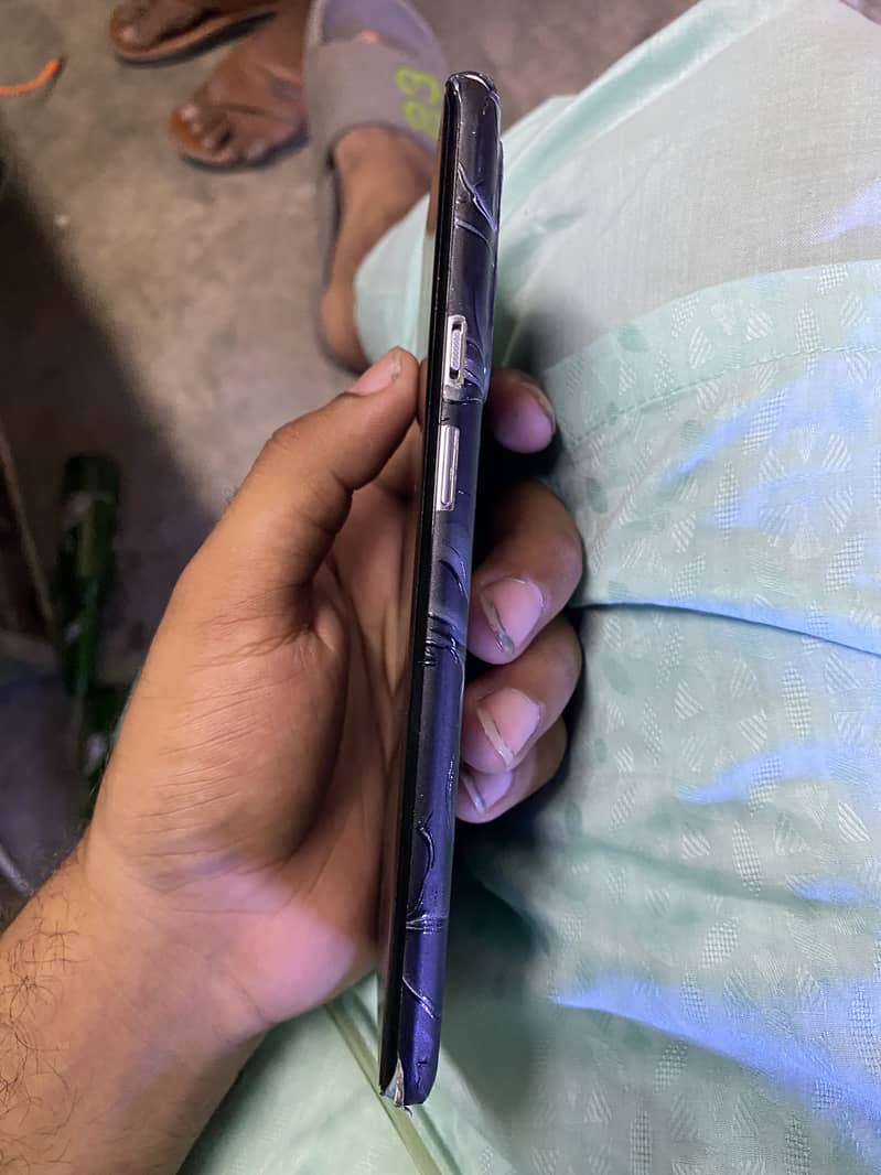 One Plus 9 Pro 3