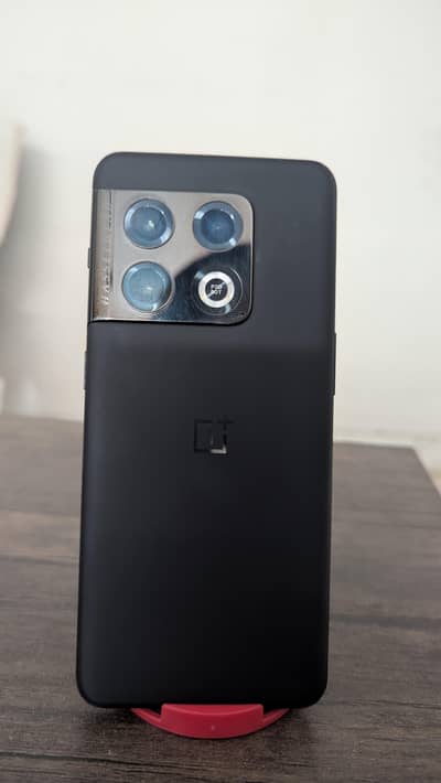 One Plus 10 Pro
