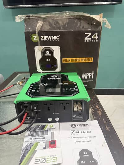 Ziewnic SOLAR HYBRID INVERTER 2.8 (KVA)