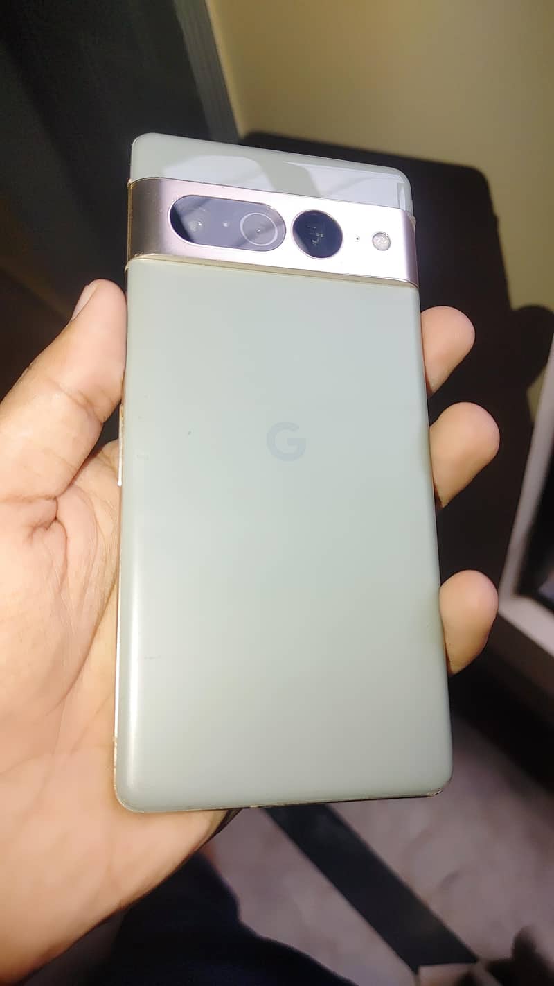 Google Pixel 7 Pro 2