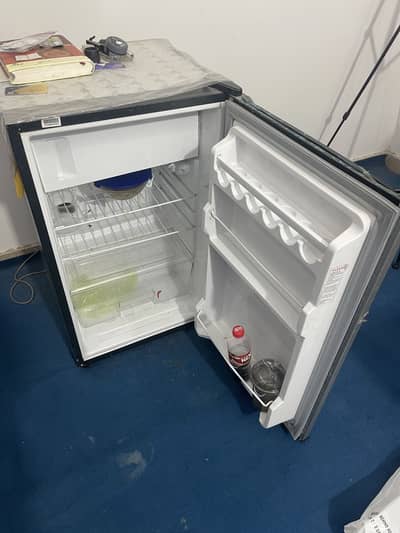 Dawlance Fridge one door