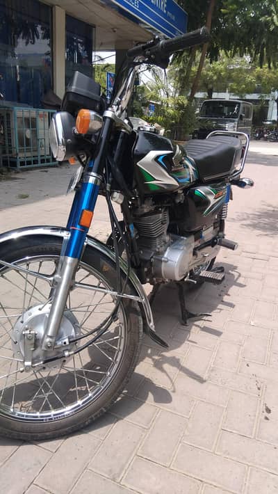 Honda 125 2023 antique piece