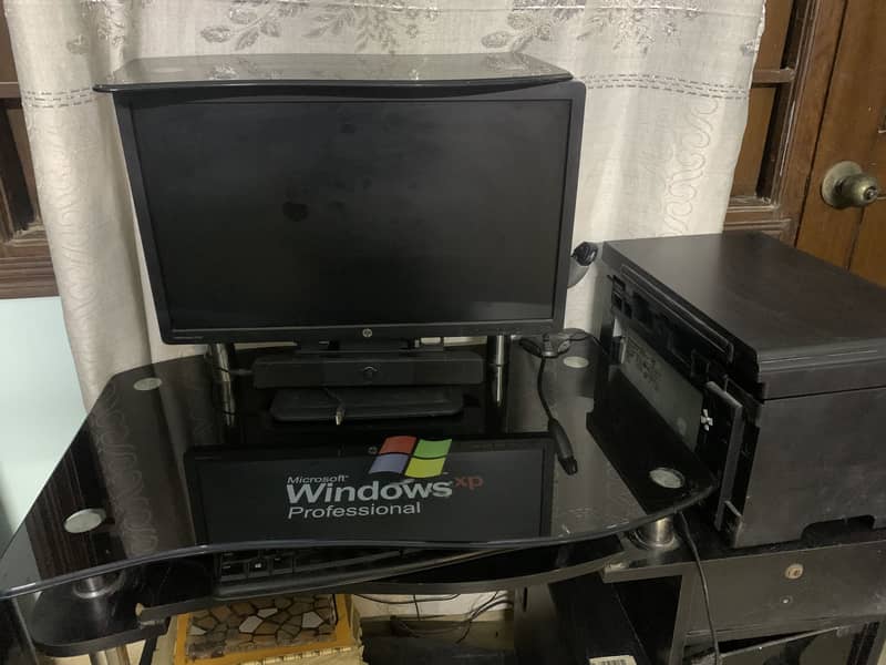 Computer Table 1