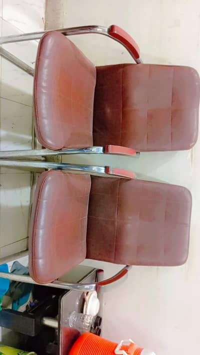 08 Chairs 10 by 10 condition