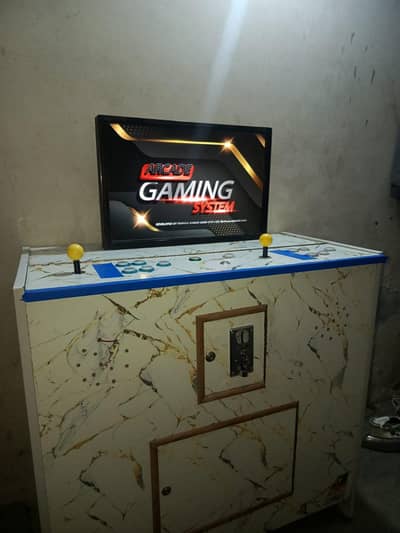 ARCADE GAME FOR SALE